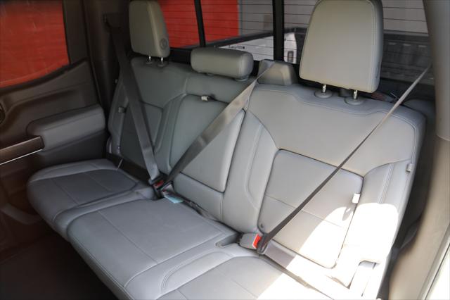 2022 GMC Sierra 1500 Limited 4WD Crew Cab Short Box SLT