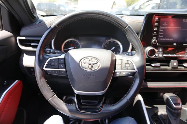 2022 Toyota Highlander XSE