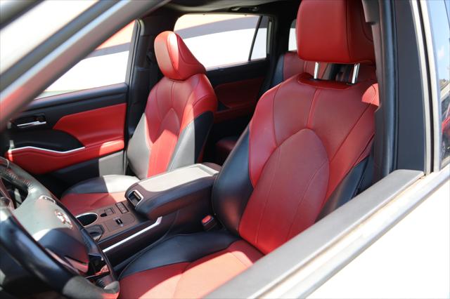 2022 Toyota Highlander XSE