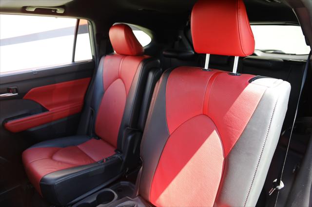 2022 Toyota Highlander XSE