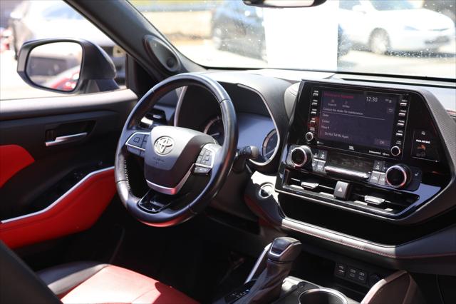 2022 Toyota Highlander XSE
