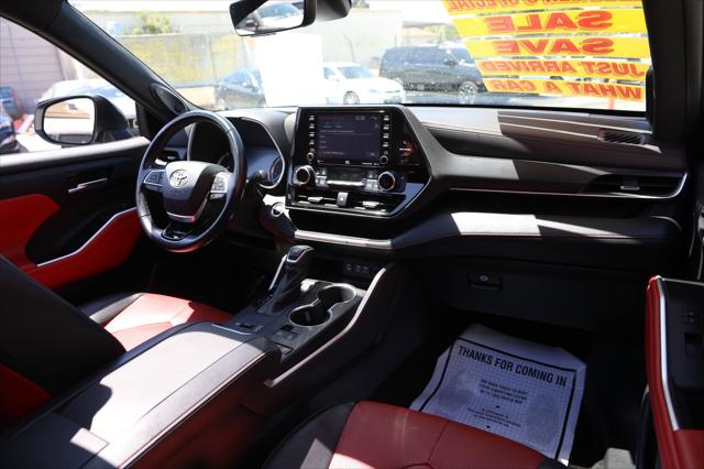 2022 Toyota Highlander XSE