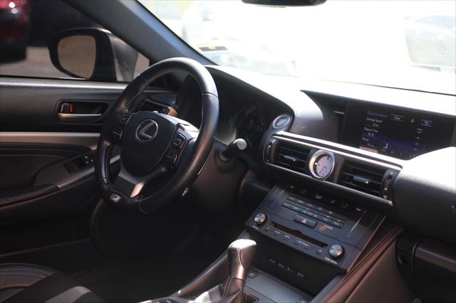 2017 Lexus RC 200t Unknown