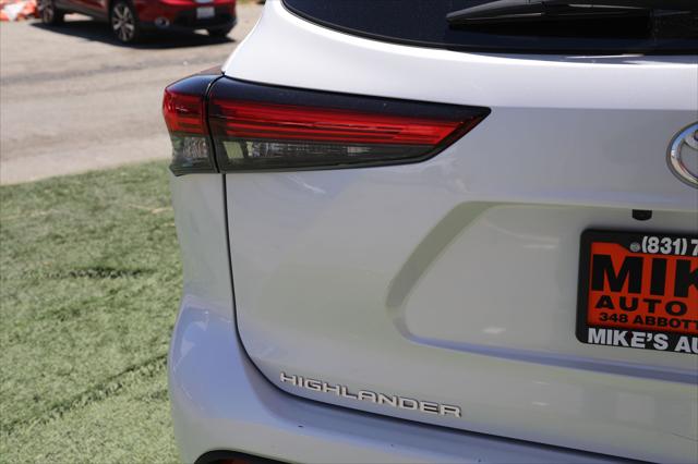 2022 Toyota Highlander LE