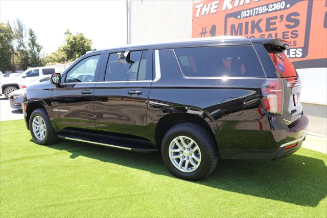 2022 Chevrolet Suburban 2WD LT
