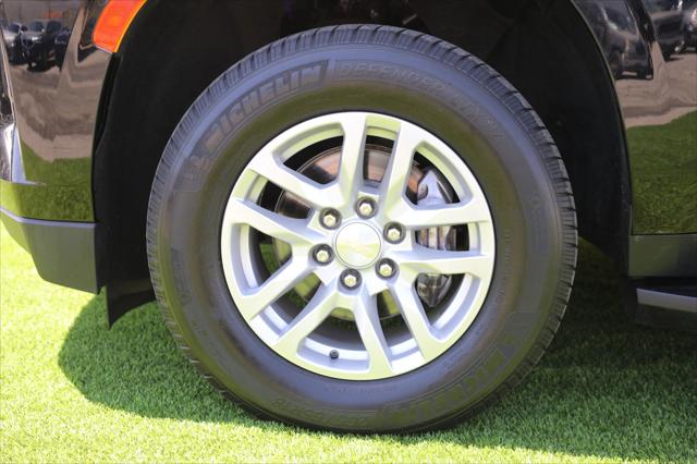 2022 Chevrolet Suburban 2WD LT
