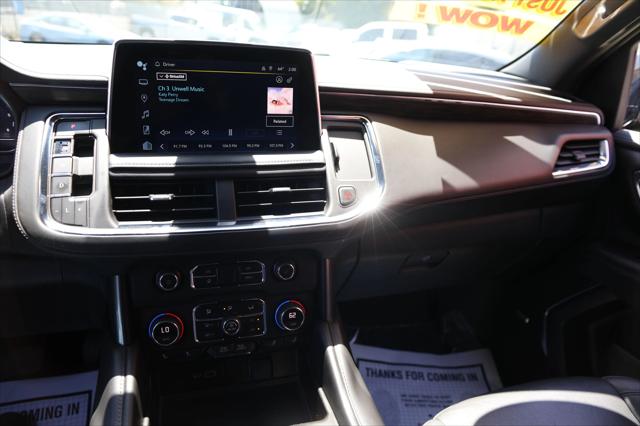 2022 Chevrolet Suburban 2WD LT