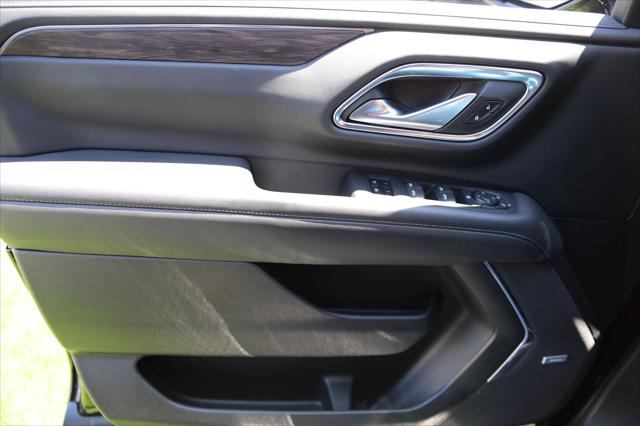 2022 Chevrolet Suburban 2WD LT