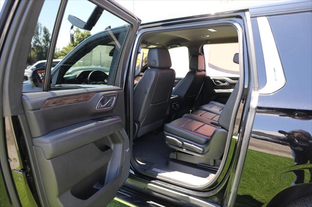 2022 Chevrolet Suburban 2WD LT