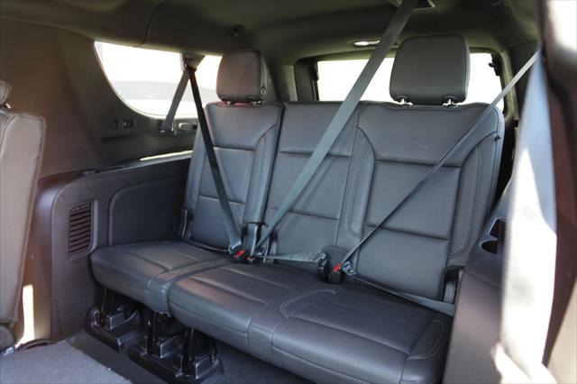 2022 Chevrolet Suburban 2WD LT
