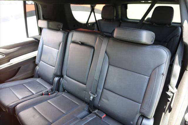2022 Chevrolet Suburban 2WD LT