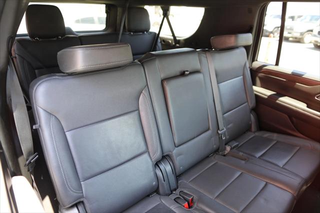 2022 Chevrolet Suburban 2WD LT