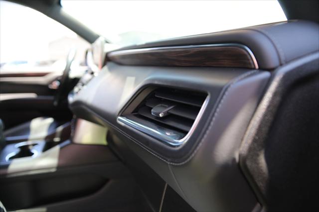 2022 Chevrolet Suburban 2WD LT