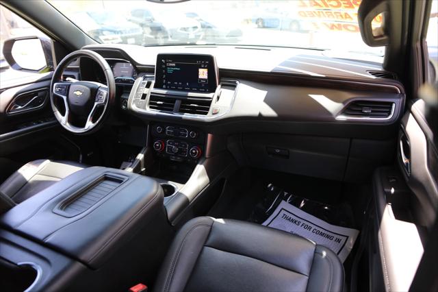 2022 Chevrolet Suburban 2WD LT