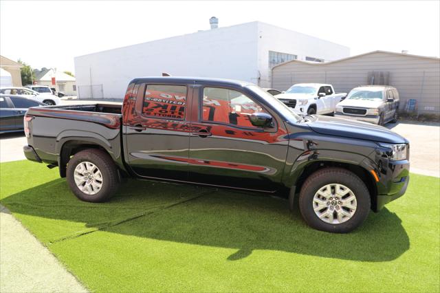 2022 Nissan Frontier Crew Cab SV 4x2