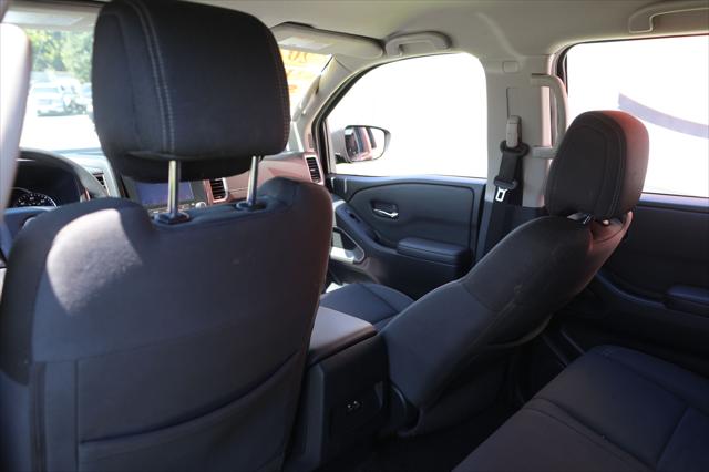 2022 Nissan Frontier Crew Cab SV 4x2