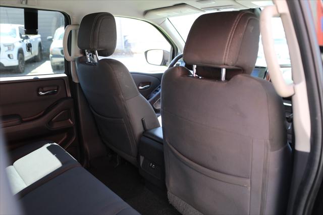 2022 Nissan Frontier Crew Cab SV 4x2