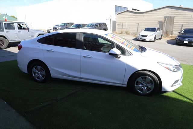 2018 Chevrolet Cruze LS Auto