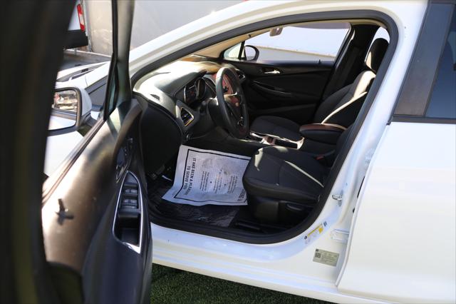 2018 Chevrolet Cruze LS Auto