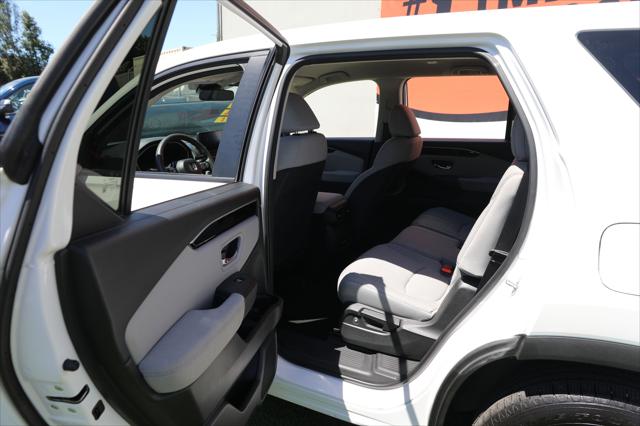 2023 Honda Pilot AWD LX