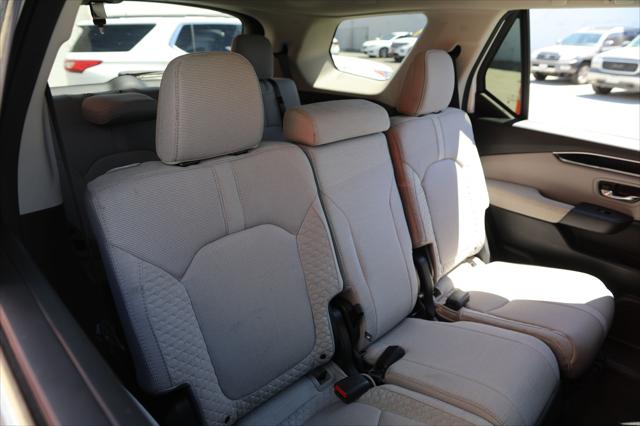2023 Honda Pilot AWD LX