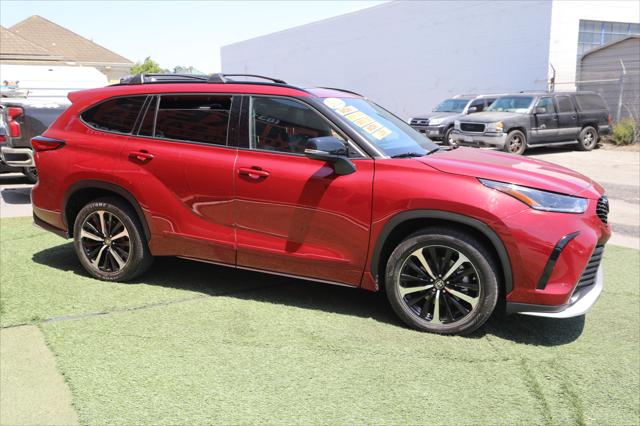 2022 Toyota Highlander XSE