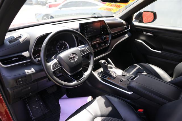 2022 Toyota Highlander XSE