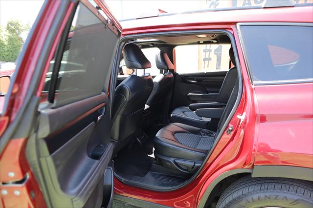 2022 Toyota Highlander XSE