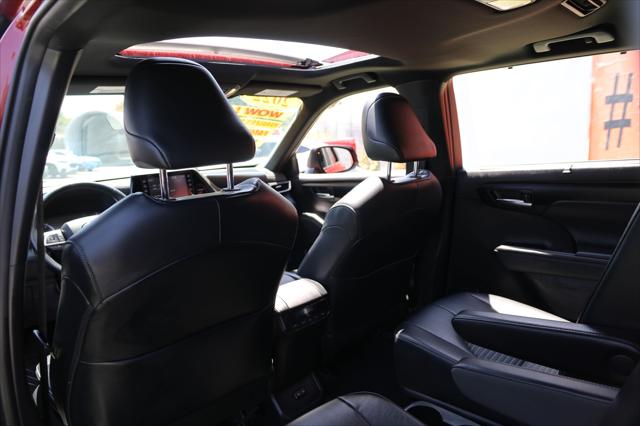 2022 Toyota Highlander XSE