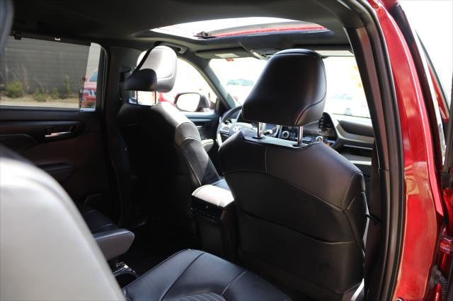 2022 Toyota Highlander XSE