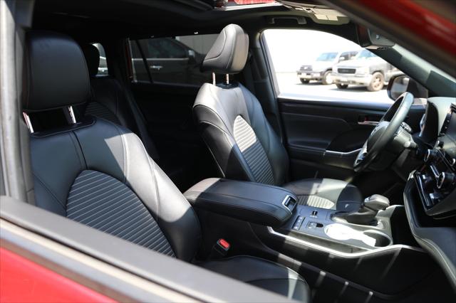 2022 Toyota Highlander XSE