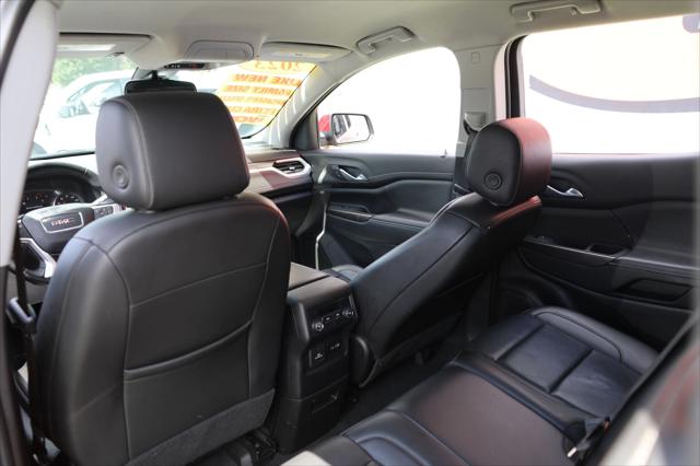 2023 GMC Acadia FWD SLT