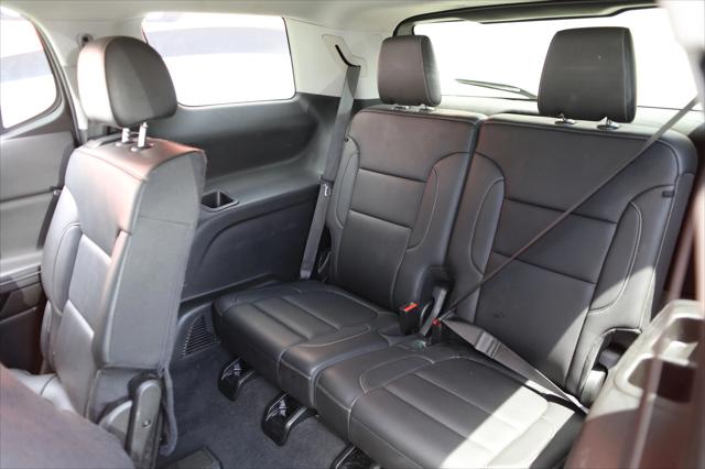 2023 GMC Acadia FWD SLT