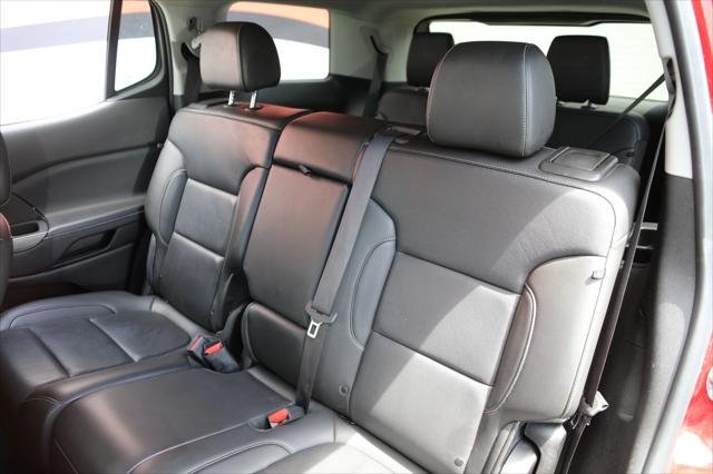 2023 GMC Acadia FWD SLT