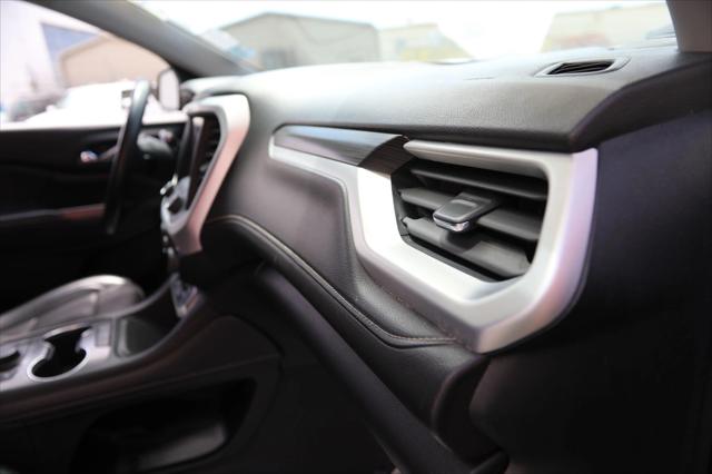 2023 GMC Acadia FWD SLT