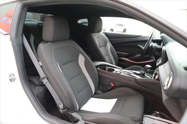 2023 Chevrolet Camaro RWD Coupe 1LT