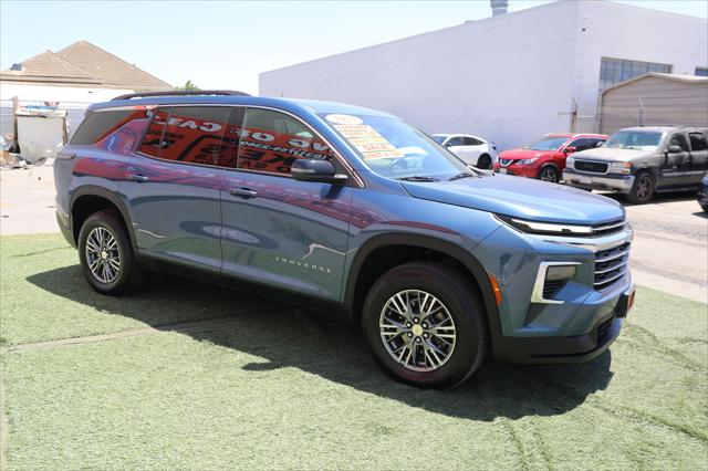 2025 Chevrolet Traverse FWD LT