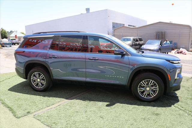 2025 Chevrolet Traverse FWD LT