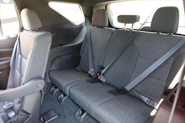 2025 Chevrolet Traverse FWD LT
