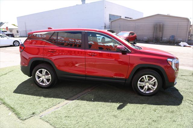 2024 GMC Terrain AWD SLE