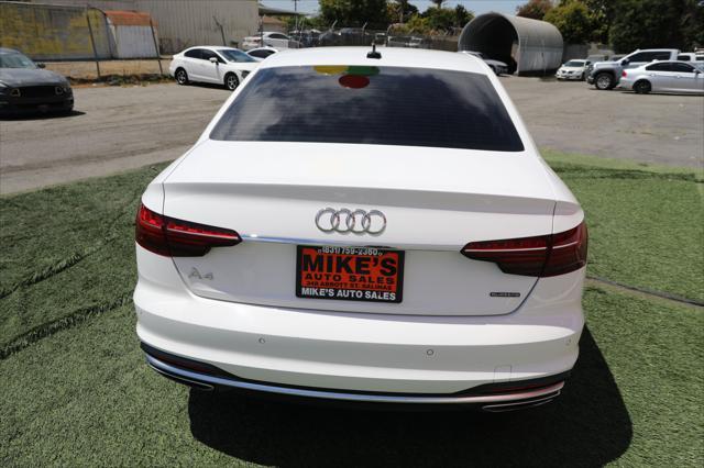 2023 Audi A4 Premium Plus 45 TFSI S line quattro S tronic