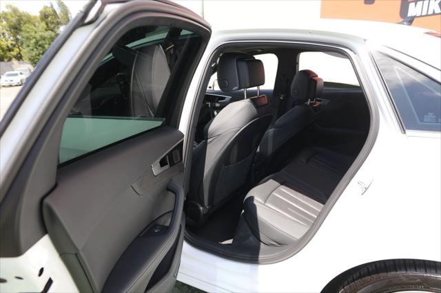 2023 Audi A4 Premium Plus 45 TFSI S line quattro S tronic
