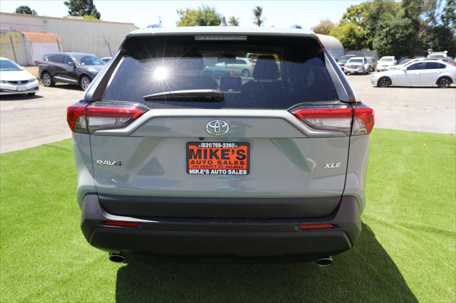 2023 Toyota RAV4 XLE