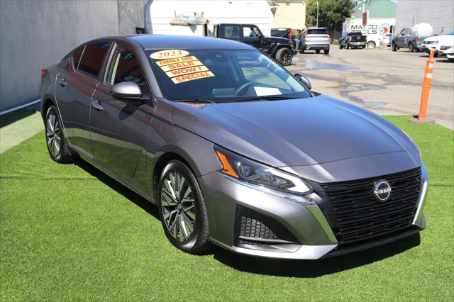 2023 Nissan Altima SV FWD