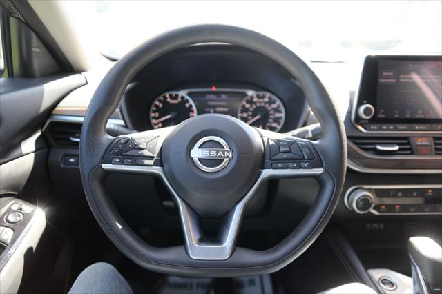 2023 Nissan Altima SV FWD