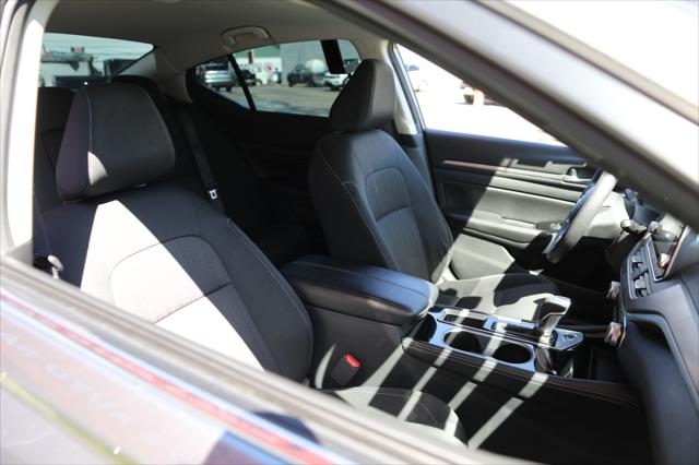 2023 Nissan Altima SV FWD