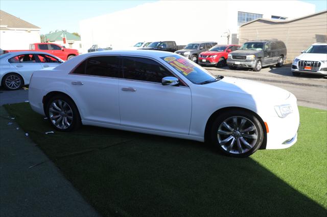 2018 Chrysler 300 Limited