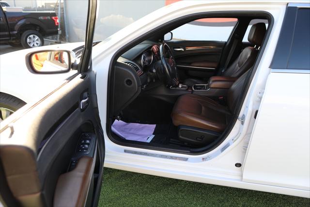 2018 Chrysler 300 Limited