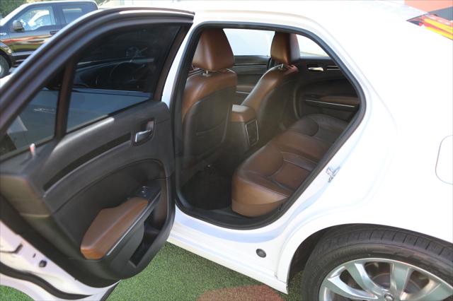 2018 Chrysler 300 Limited