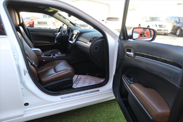2018 Chrysler 300 Limited